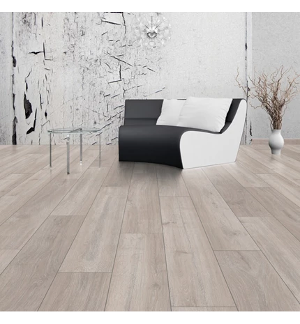 LAMINAT 8mm AC4 HRAST ROCKFORD V-FUGA (2,22m2/pak)