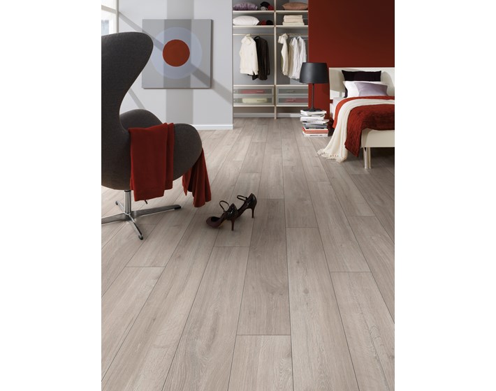 LAMINAT 10mm AC4 HRAST ROCKFORD V-FUGA (1,73m2/pak)
