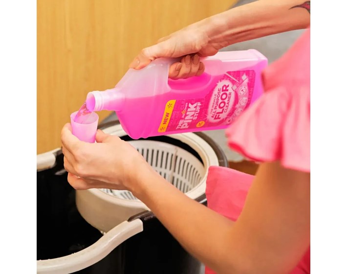 SREDSTVO ZA ČIŠĆENJE PODOVA VIŠENAMJENSKO THE PINK STUFF 1 L