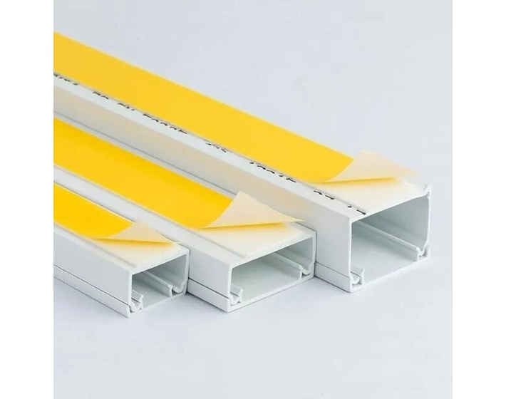 KANAL PVC 12x12 mm 2m SAMOLJEPLJIVI